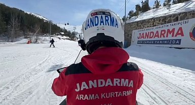 Jandarma ekipleri Palandöken Kayak Merkezi'nde denetimlerini sürdürüyor