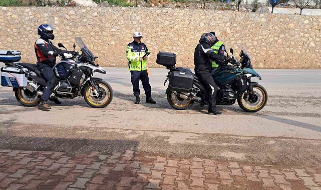 Jandarma kuralsızlara göz açtırmıyor