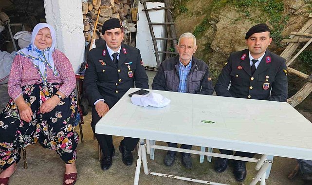 Jandarma, şehit ailesini unutmadı