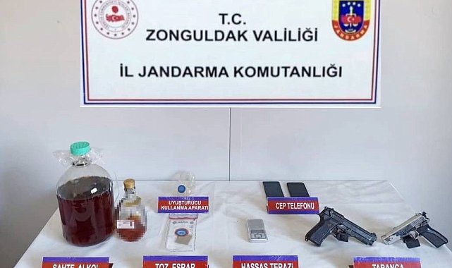 Jandarmanın operasyonunda uyuşturucu, sahte içki ve silah ele geçirildi