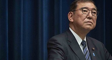 Japonya Başbakanı Ishiba milletvekillerine hediye çeki gönderdiği için özür diledi
