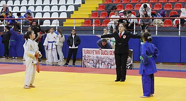 Judo Şampiyonası heyecanı Denizli'de yaşandı