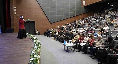 Kadının ailedeki önemi ve değeri konuşuldu