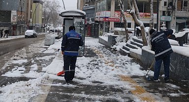 Kahramanmaraş'ın kuzey ilçelerinde kar temizliği
