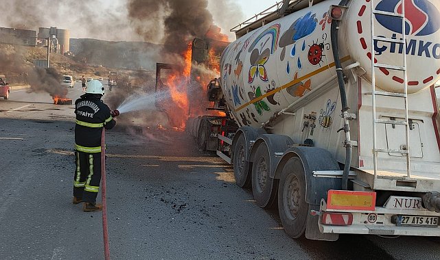 Kahramanmaraş'ta beton mikseri yandı