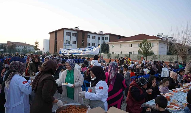 Kahta'da vatandaşlar gönül sofrasında buluştu