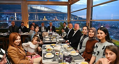 Karacabeyliler Ramazan'ın bereketini paylaştı