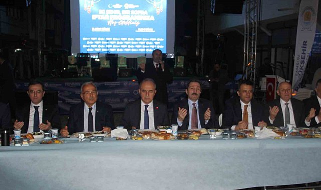 Karadeniz fıkralarını aratmayan noktada Samsun ve Ordu protokolü buluştu