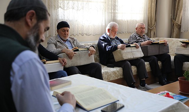 Karatay Emekli Konaklarında Ramazan'a özel Kur'an-ı Kerim dersi