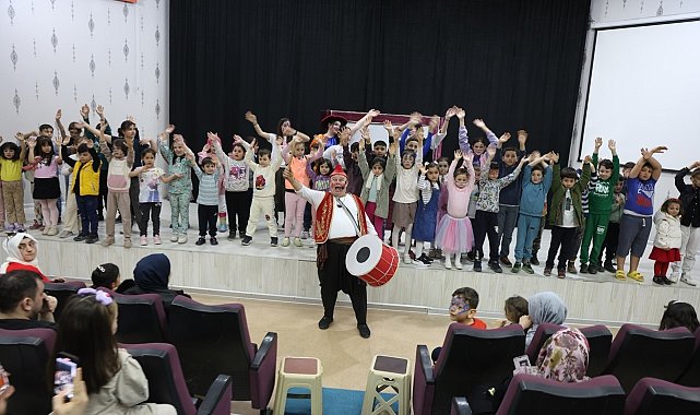 Kartepe'de çocuklar Ramazan'da çok mutlu