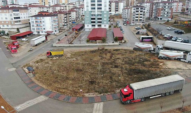 Kastamonu'da tır sürücülerinin park çilesi: Defalarca ceza kesildi