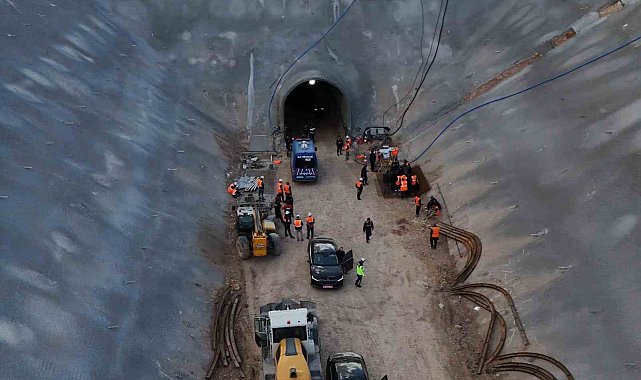 Kaya düşen hızlı tren şantiyesinde arama kurtarma çalışmaları tamamlandı