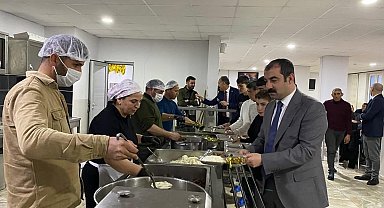 Kaymakam Akköz, öğrencilerle iftar sofrasında buluştu
