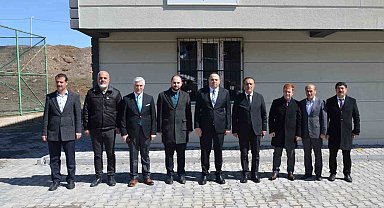 Kaymakam Demir'den cami ve gençlik merkezine ziyaret