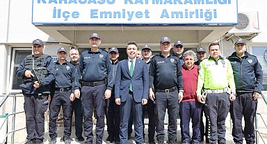 Kaymakam Gündoğdu bayramı görevi başında geçiren personelleri unutmadı