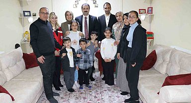 Kaymakam Karali, iftarını şehit ailesi ile birlikte açtı
