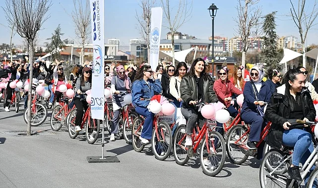 Kayserili kadınlara bisiklet turu