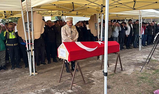 Kazada ölen polis memuru toprağa verildi
