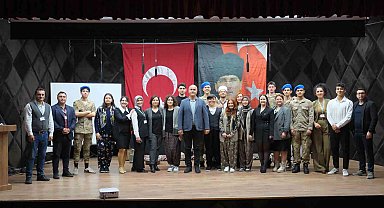Kemer'de öğrencilerden duygu yüklü anma programı