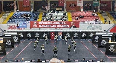 Kepez Belediyesi'ne halk oyunlarında Antalya il birinciliği