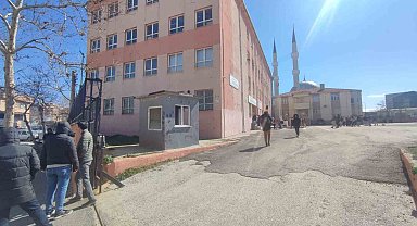 Keşan'da okulun yanındaki trafoda çıkan yangın söndürüldü