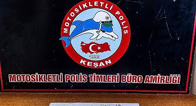 Keşan'da polisin durdurduğu araçta uyuşturucu ele geçirildi