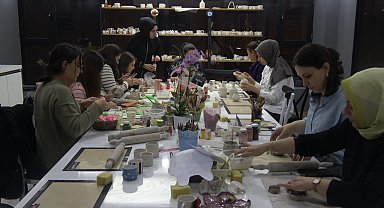 Kilis'te sanat kadınlara terapi oluyor