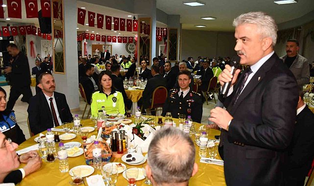 Kırıkkale Valisi Makas: "Bayrağımız dalgalanıyorsa, fedakarlığınız sayesindedir"