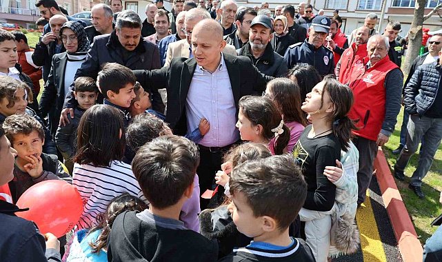 Kırıkkale'de modern semt sahası, vatandaşların hizmetine sunuldu