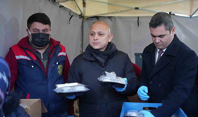Kırıkkale'de Ramazan bereketi: Bin kişiye iftar yemeği ikram edildi