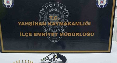 Kırıkkale'de silah ve uyuşturucu ele geçirildi: 1 gözaltı