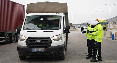 Kırıkkale'de trafik denetimlerinde 83 araç trafikten men edildi