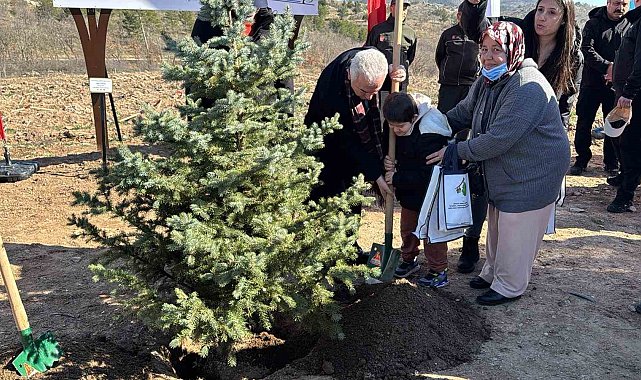 Kırklareli'nde down sendromlular için fidan dikildi
