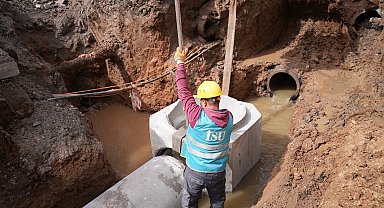 Kocaeli Büyükşehir'den Derince'nin kalbinde hummalı çalışma