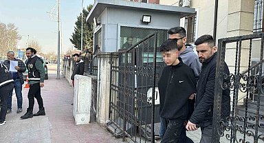 Komşu cinayetinde 16 yaşındaki çocuk ve babası tutuklandı