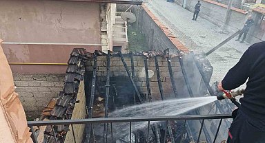 Kömürlükte çıkan yangın binalara sıçramadan söndürüldü
