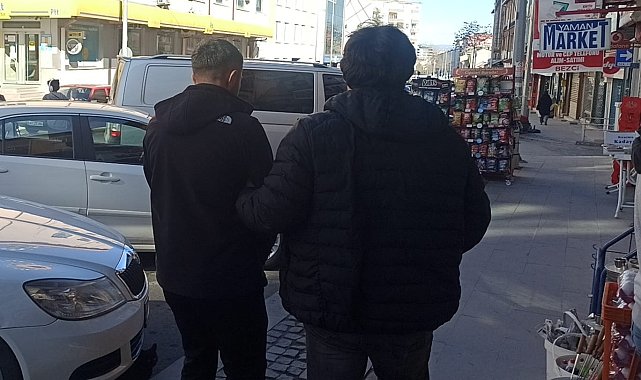 Konya'da uyuşturucu ile yakalanan şahıs gözaltına alındı