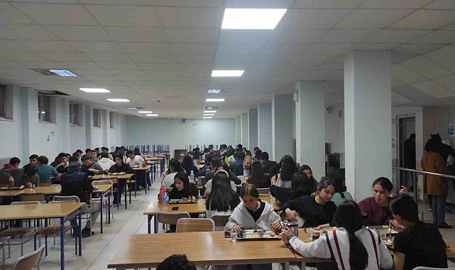 Köyceğiz Kaymakamı Maslak iftarda öğrencilerle buluştu