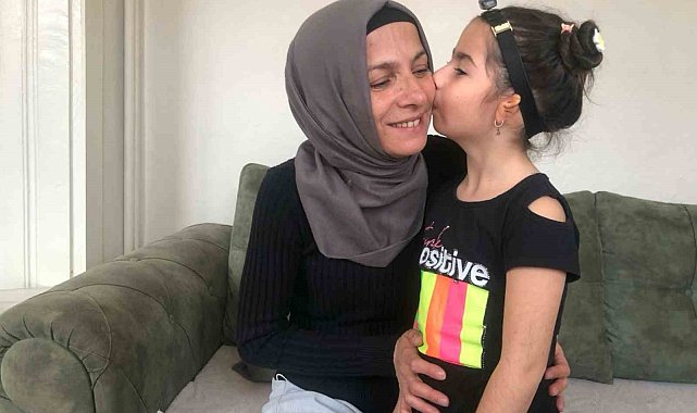 Kulakları olmayan minik Zeynep'e, İHA'nın haberinden umut doğdu