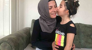 Kulakları olmayan minik Zeynep'e, İHA'nın haberinden umut doğdu
