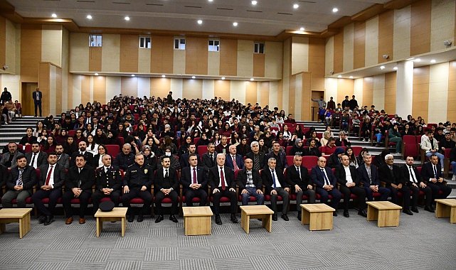 Kulu'da Çanakkale Zaferi'nin yıl dönümünde şehitler anıldı