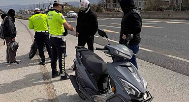 Kural tanımayan motosikletlilere ceza yağdı