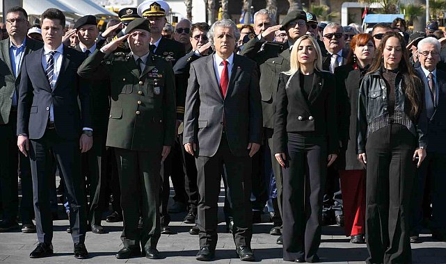 Kuşadası'nda Çanakkale Zaferi'nin yıl dönümü kutlandı