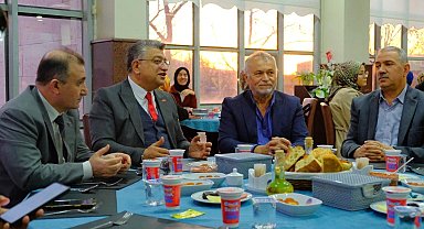 Kütahya Dumlupınar Üniversitesi'nde iftar
