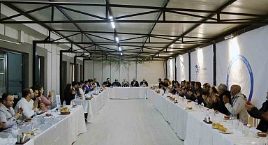 Kütahya OSB yönetimi, müdürlük personelleriyle iftarda buluştu