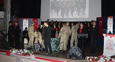 Lise öğrencilerinin 'Sonsuz Kadar' oratoryosu ayakta alkışlandı