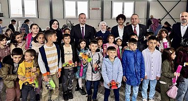 MAGİNDER'den Samanköy Konteyner Kent'te bayram sevinci
