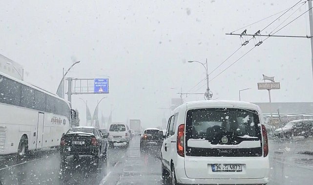 Malatya'da kar yağışı hayatı olumsuz etkiliyor