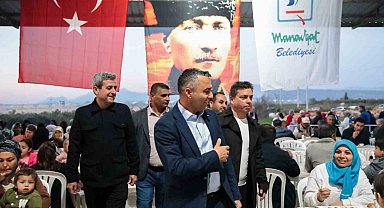 Manavgat Belediyesi'nden Gündoğdu Mahallesi'nde iftar sofrası