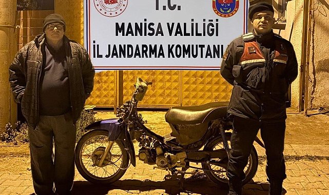 Manisa'da çalınan 2 motosikleti jandarma buldu